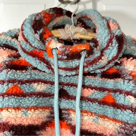 Wild Fable Cowl Neck Fleece Pullover - Picture 3 of 12